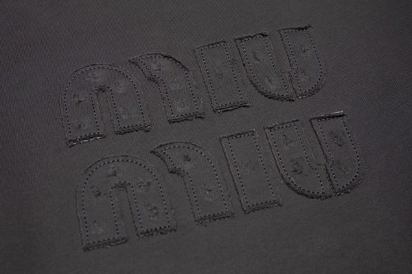 ブランドパーカー細部ディテール